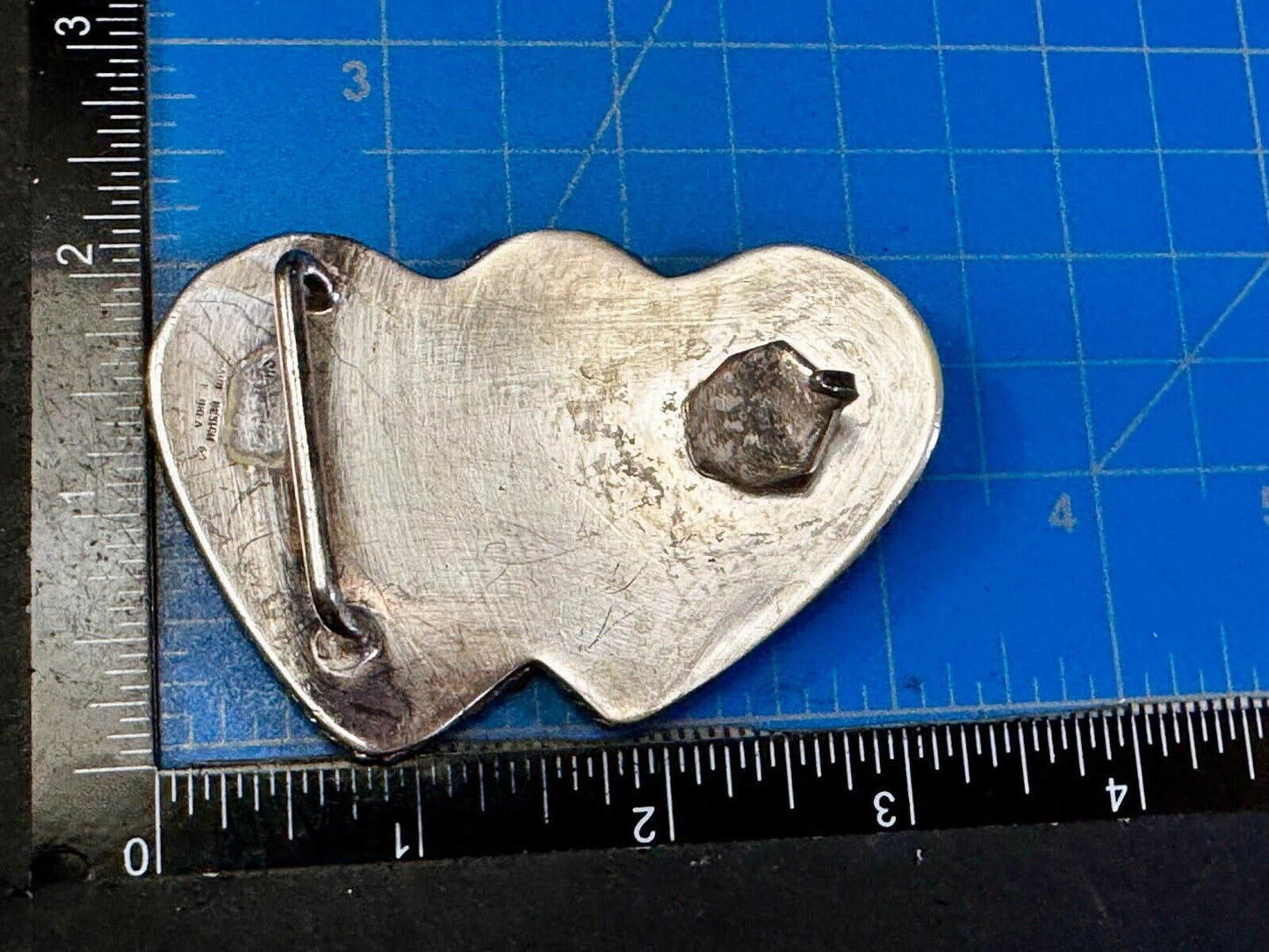 Two Deal Hearts - Vintage Award Design Medals Two Tone Western Belt Buckle