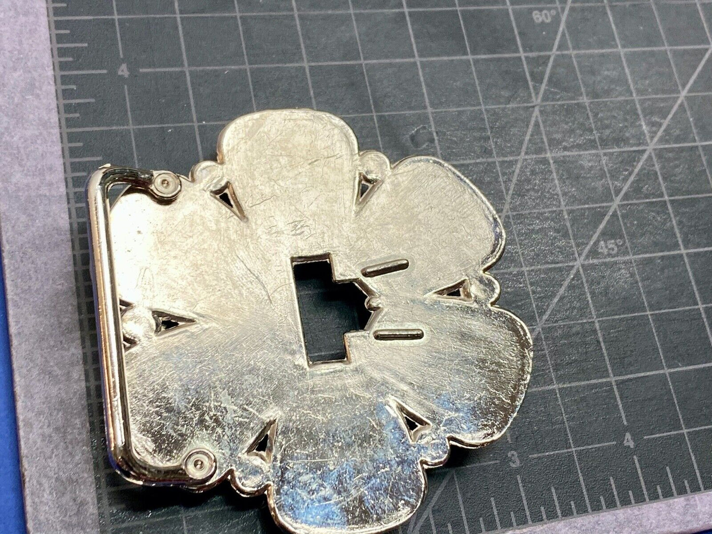 Vintage Cut out Flower shape black faux? stone silver tone belt buckle 