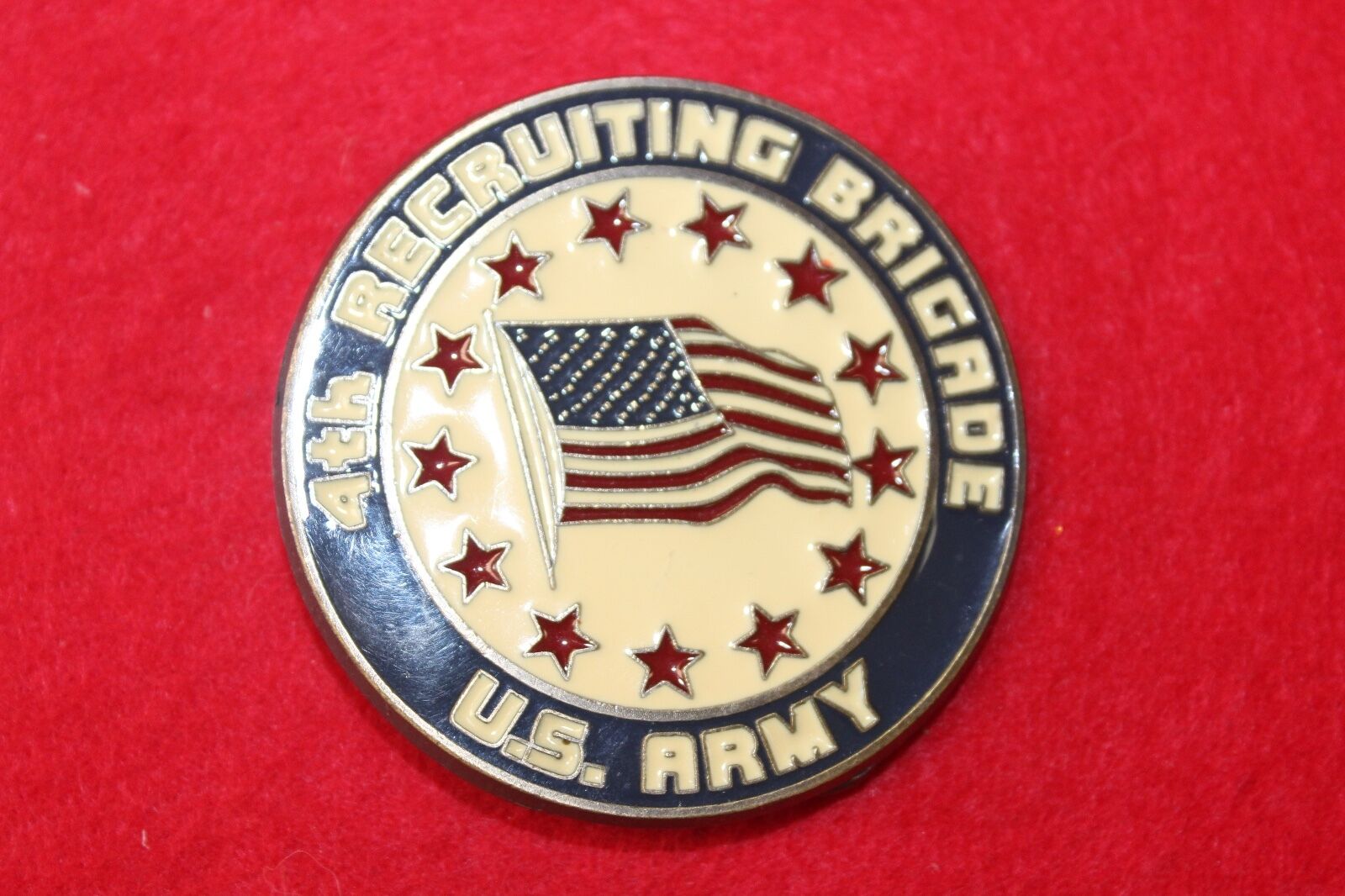 4TH RECRUITING  BRIGADE  BELT BUCKLE US ARMY   Signed RJ