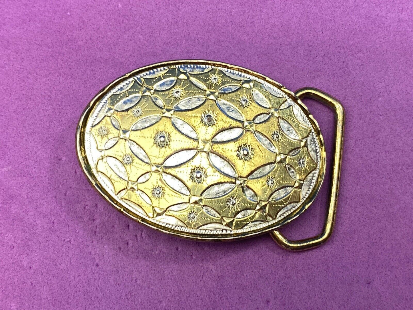 Simple mixed metal western belt buckle - zig zag pattern signed W 