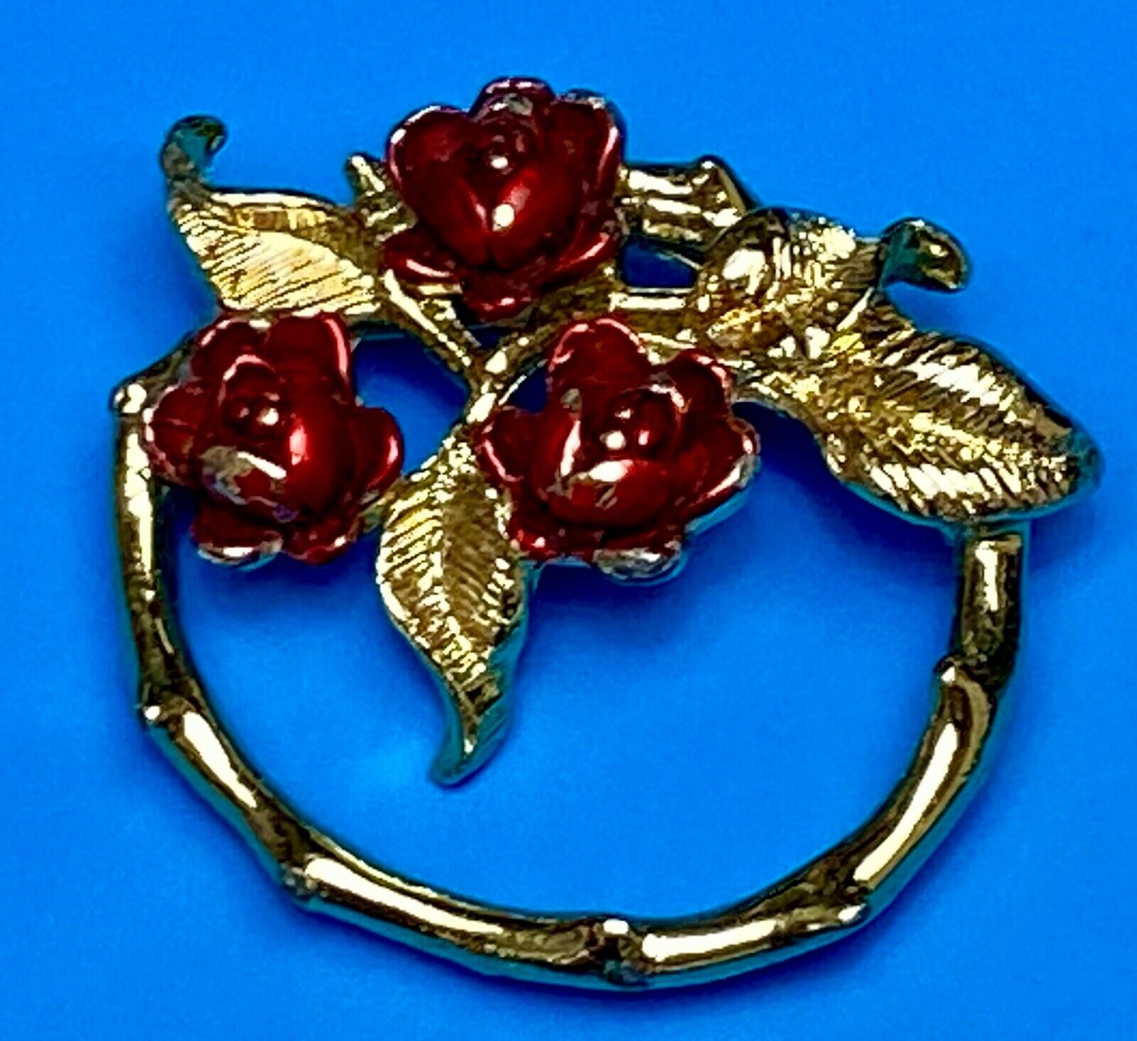 Vintage Gerry's Gold Tone Red Enamel Figural Round Rose Flower Brooch Pin