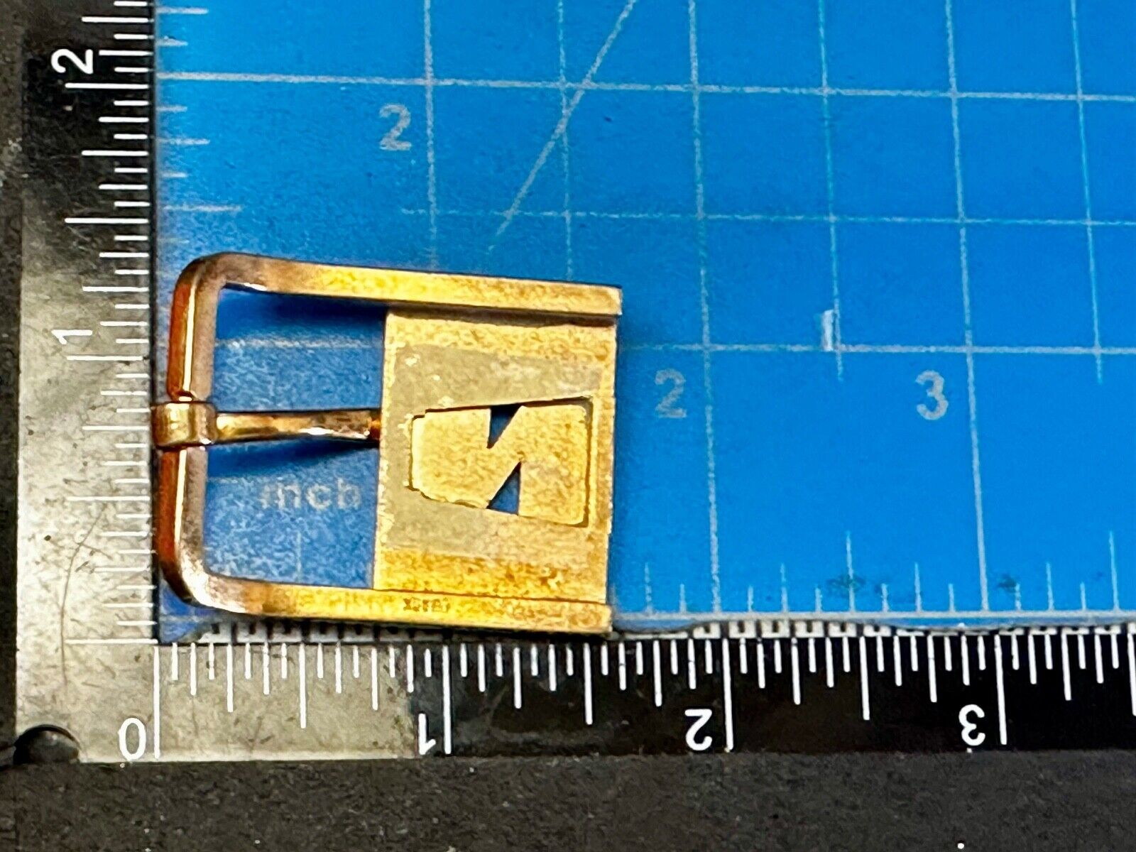 Vintage Letter N Initial Monogram Retro Gold tone Belt Buckle by Swank