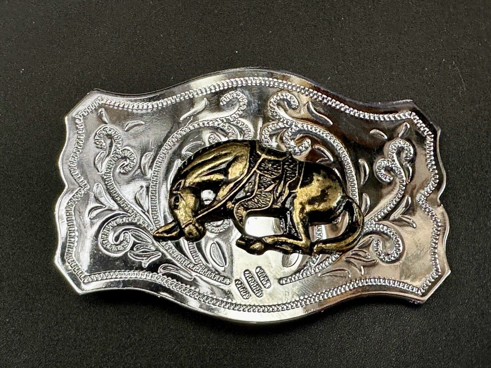 Two Tone Bucking Bronc Bronco Saddle Horse Rodeo vintage belt buckle