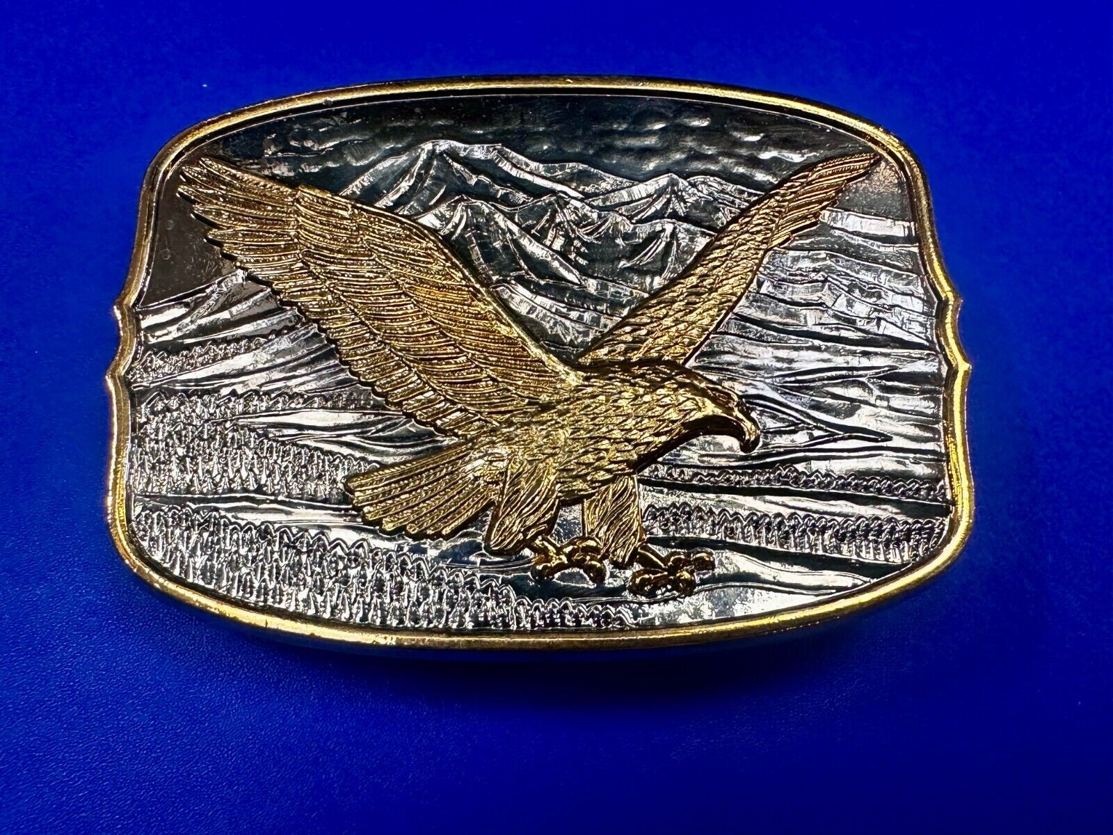 American Eagle commemorative 24K gold & silver plated belt buckle w/ COA