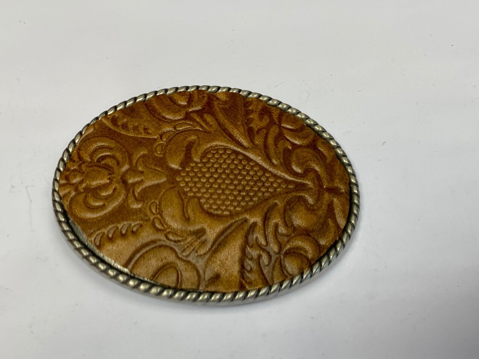 Vintage Ivan Western Brown Leather Theme Wallpaper Pattern Oval Belt Buckle