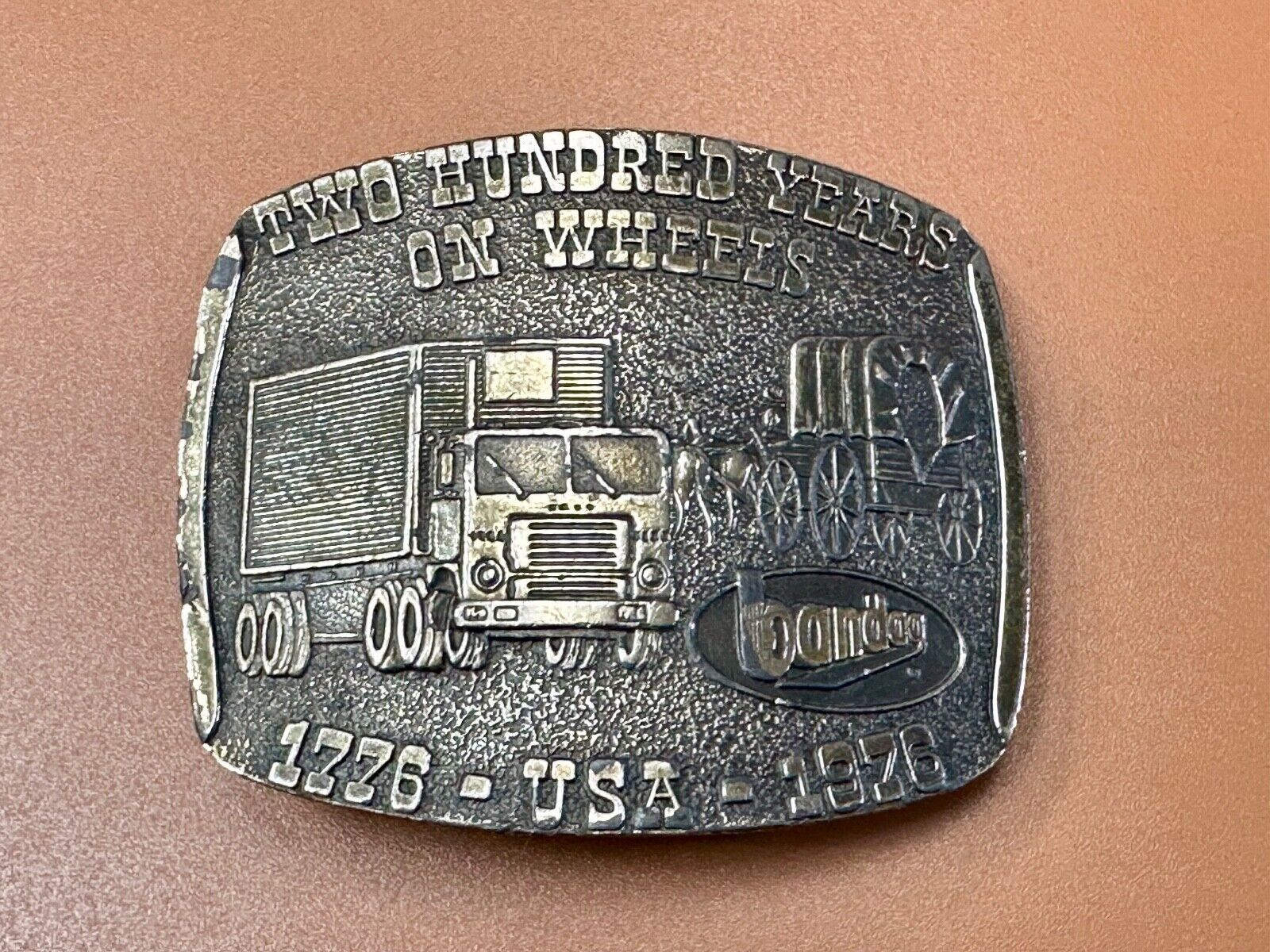 Bandog 200 years on wheels Semi Wagon Bicentennial belt buckle by Lewis Buckles