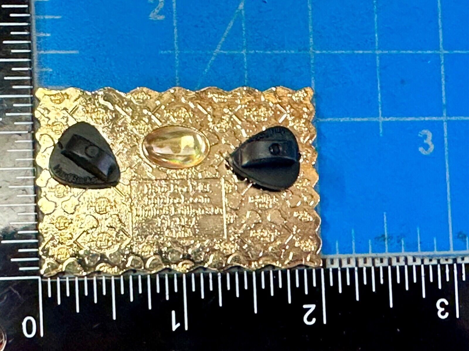 2009 Hard Rock Cafe Collectors San Diego California Stamp Style pin