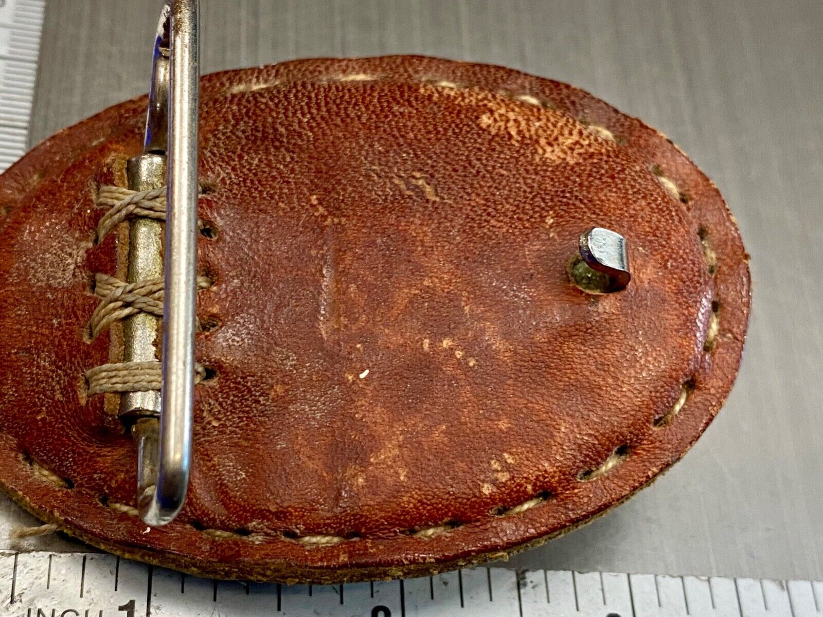 Vintage Leather oval belt buckle with cracked Oval Cab style center belt buckle