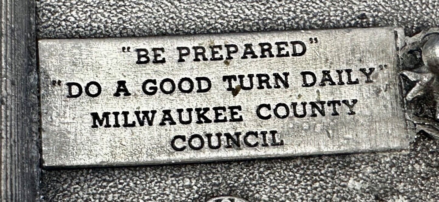 Be Prepared Do a Good Turn Daily Milwaukee Country Council BSA 1983 Belt Buckle