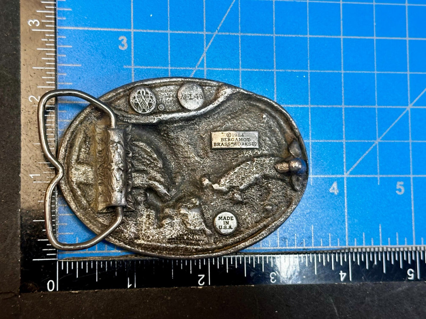 American Bald Eagle Attacking Flying Hunting Vintage 1984 Bergamot Belt Buckle