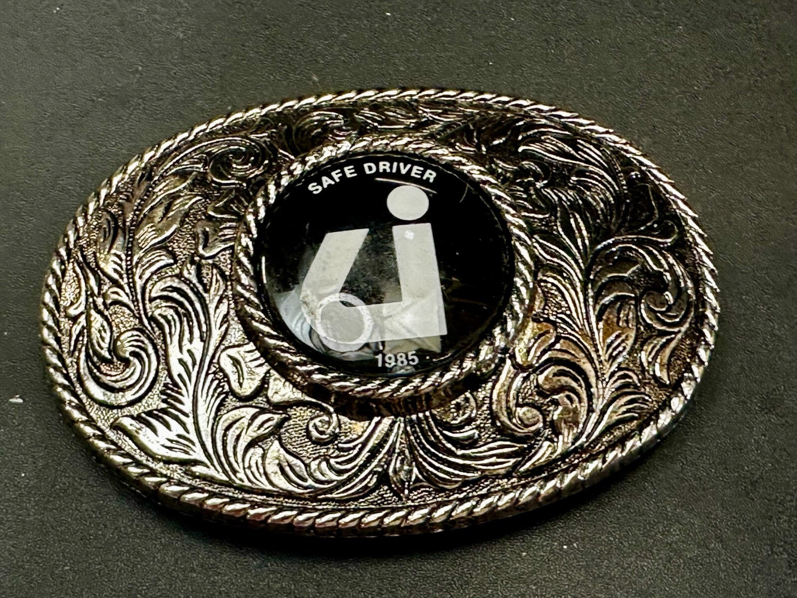UI Safe Driver 1987 Safety Award Swirl Ornate Western Style Vintage Belt Buckle
