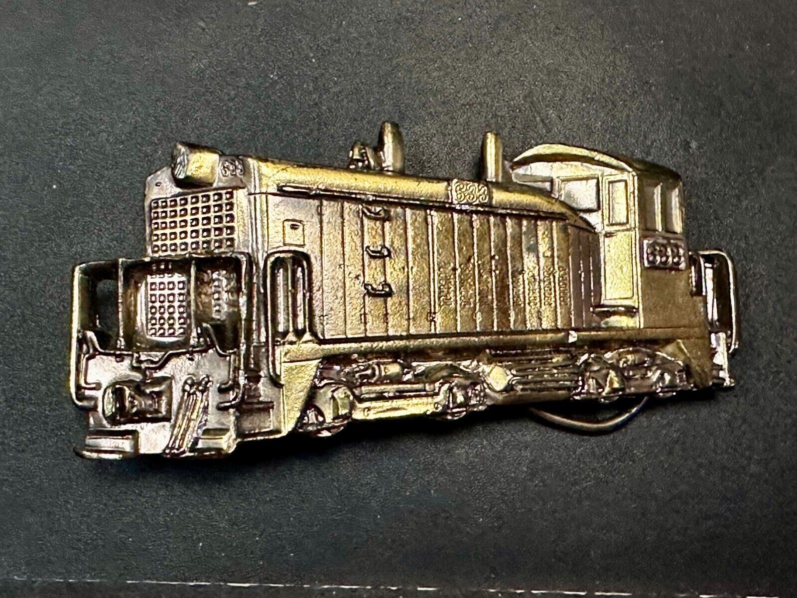 633 Diesel Locomotive RailRoad Train Vtg. 1981 The Great American Belt Buckle Co