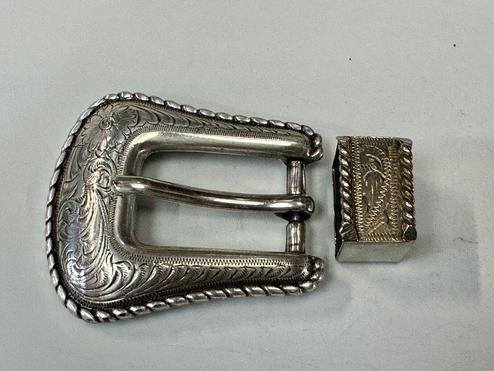 Two piece Ranger Set vintage 1996 silver tone buckle and keeper
