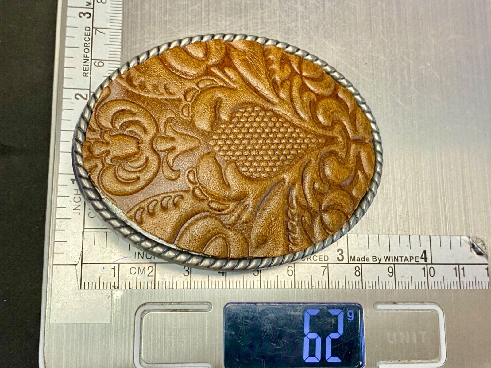 Vintage Ivan Western Brown Leather Theme Wallpaper Pattern Oval Belt Buckle