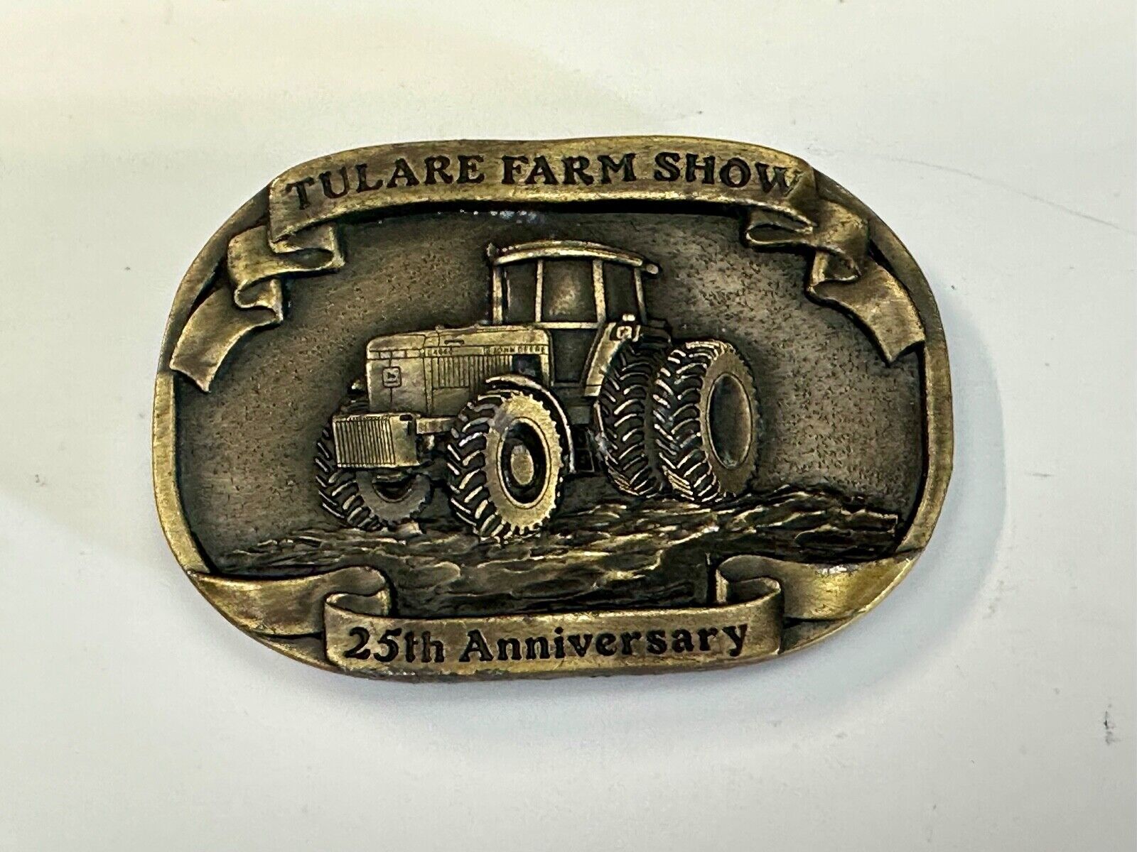 Tulare Farm Show 25th Anniversary Limited 1992 John Deere Tractor belt buckle