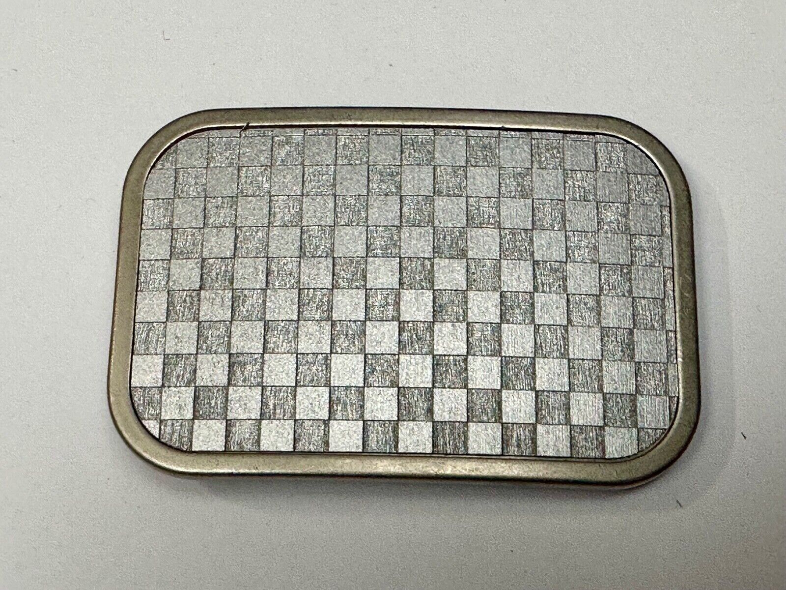 Tic Tac Toe grey WALLPAPER PATTERN  Buckle Down brand belt buckle in packaging