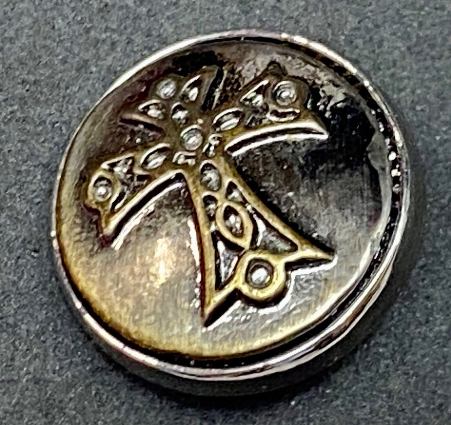 Thick Cross theme  18mm Button Charms Ginger Snaps - Magnolia Vine