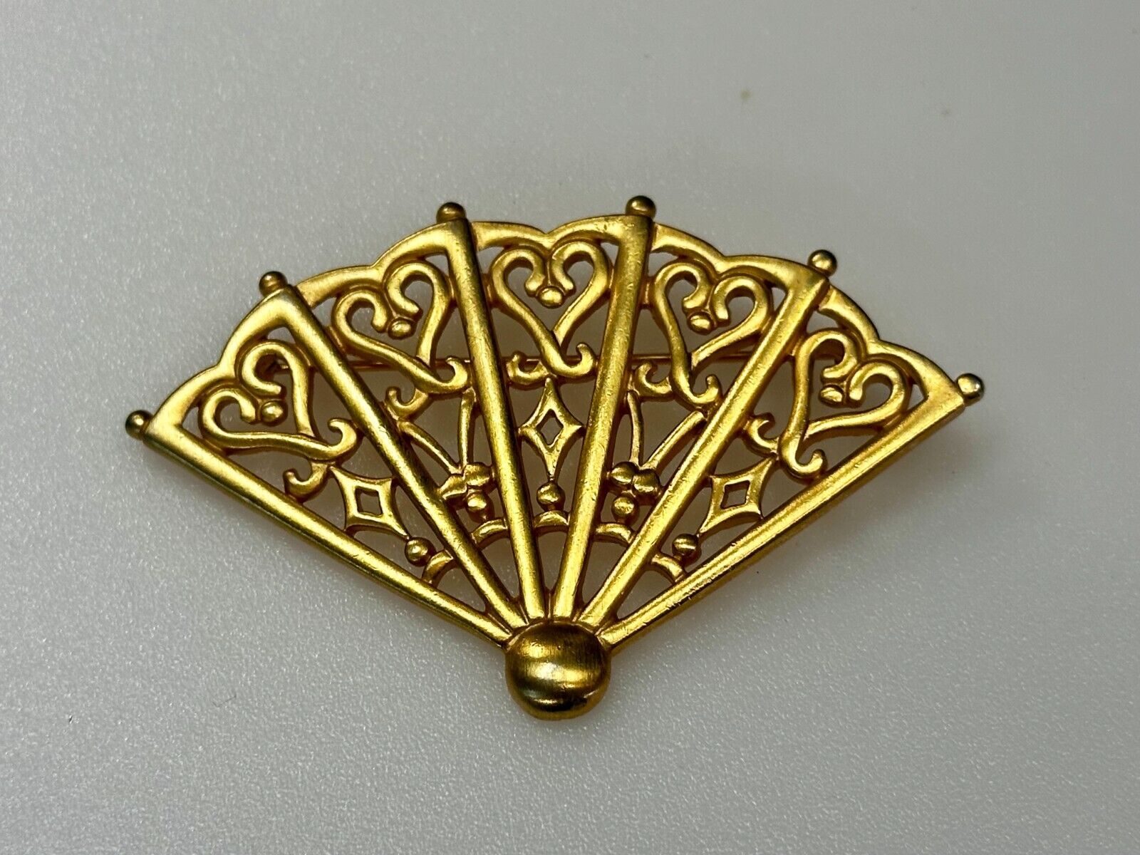 Anne Klein Brooch Pin Elegant Open Hand Fan Heart Matte Gold Tone Estate
