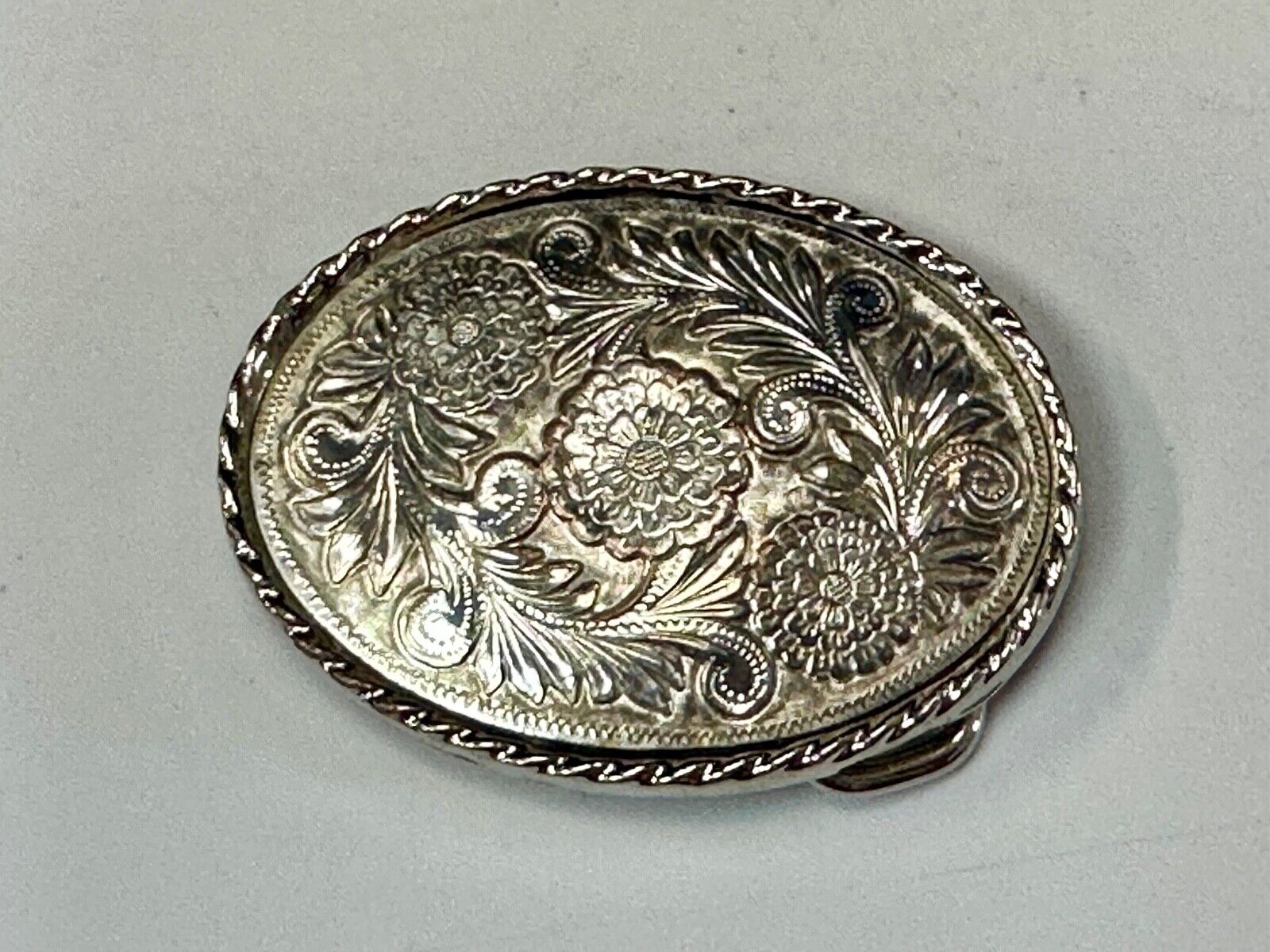 vintage flower leaf design western etched belt buckle marked W