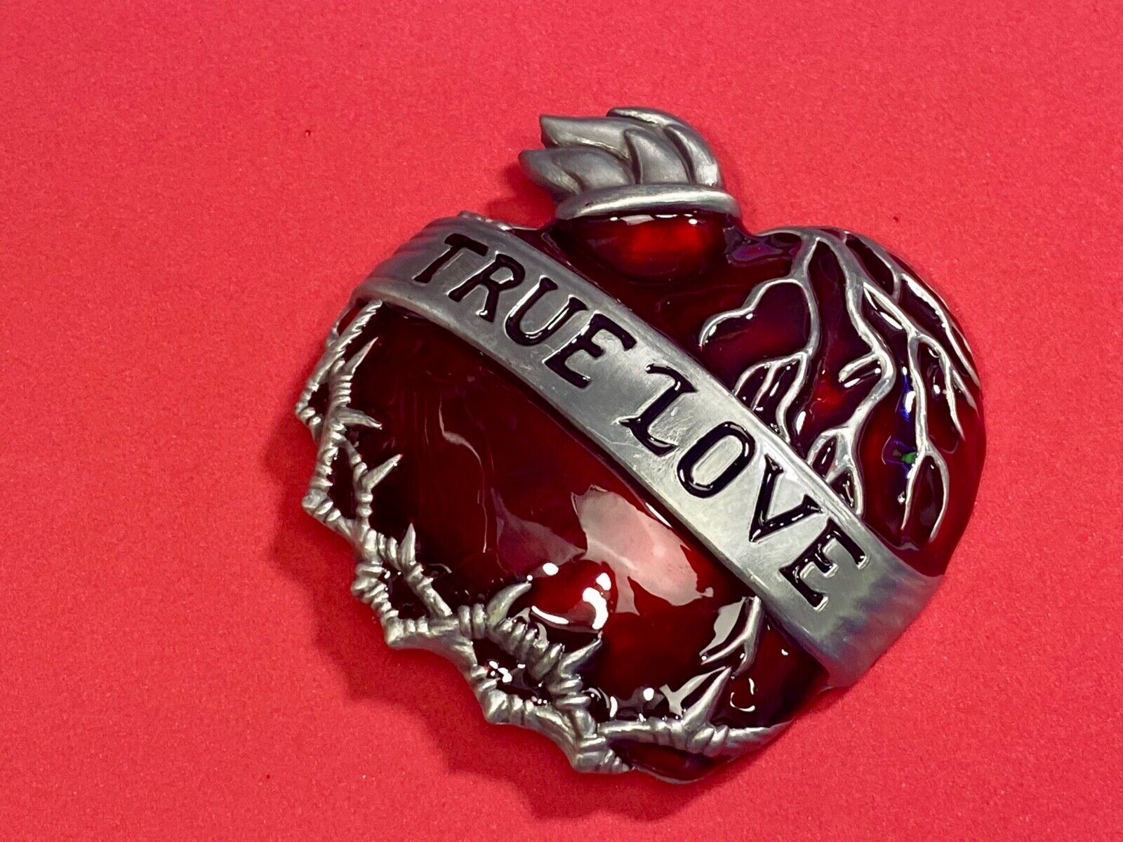 TRUE LOVE - Figural Beating Heart red & Grey barbed wire belt buckle 