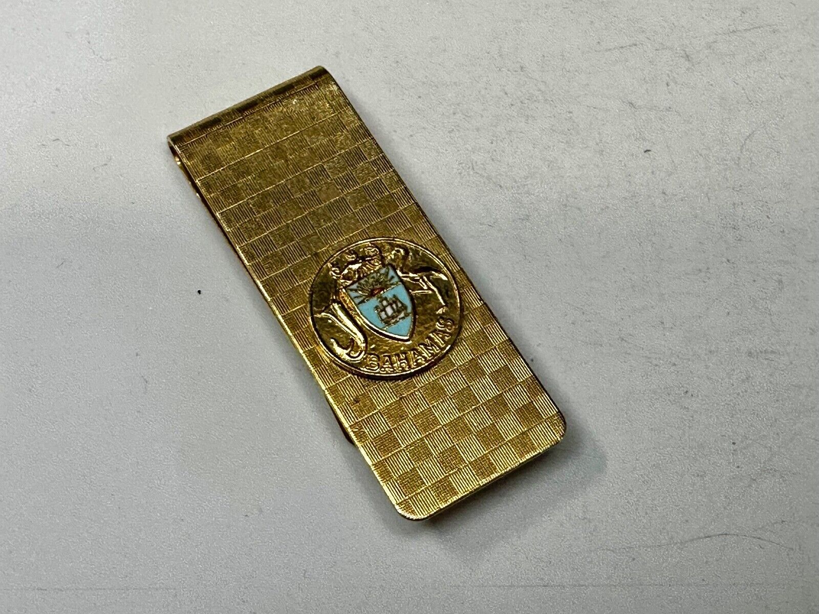 Bahamas Shield Crest Seal Logo Vintage Gold Tone Money Clip