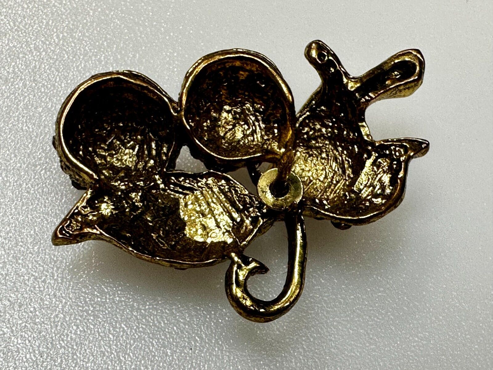 Two Cherries Cluster Fruits Vtg. Rhinestone Covered Figural Gold Tone Brooch Pin