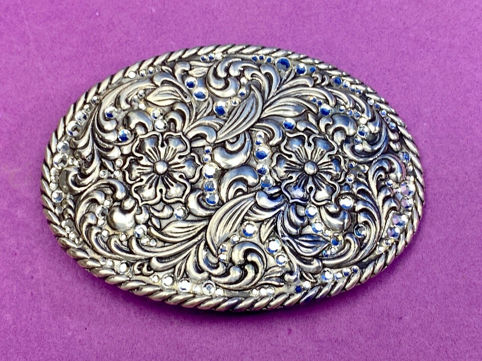 Vintage Flower Swirl Belt Buckle Floral patterns with rhinestone accents 