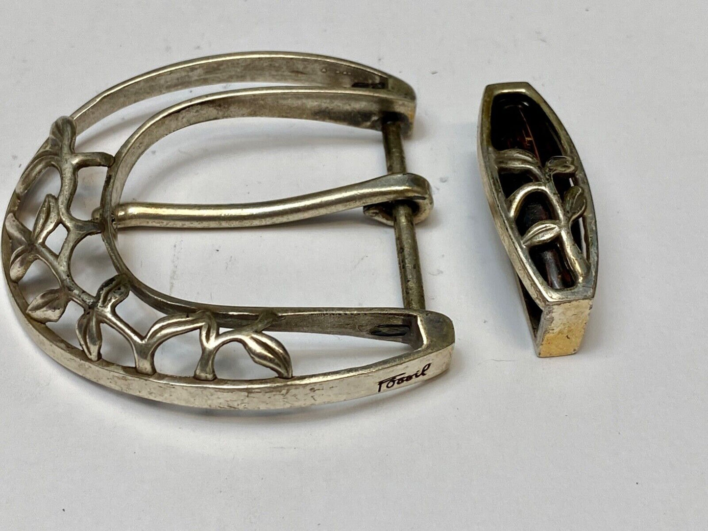 Two piece antique silver tone?  see through belt buckle