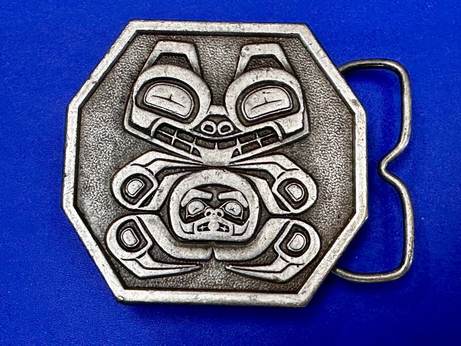 Totem Art Haida Clan Grizzly Bear Revered VTG 1977 Bergamot Belt Buckle