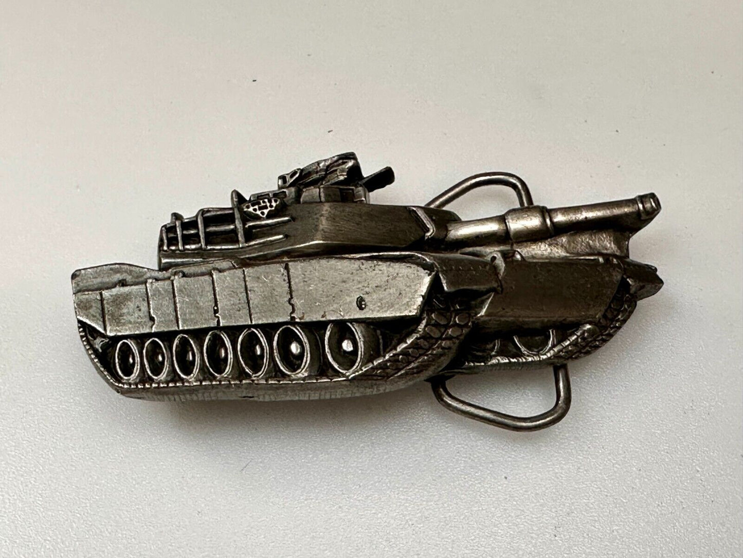 US Army Abrams Tank Anthony J Irvin Vintage 1979  Figural Bergamot Belt Buckle
