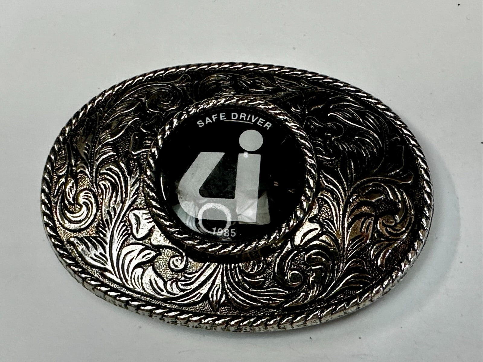 UI Safe Driver 1987 Safety Award Swirl Ornate Western Style Vintage Belt Buckle
