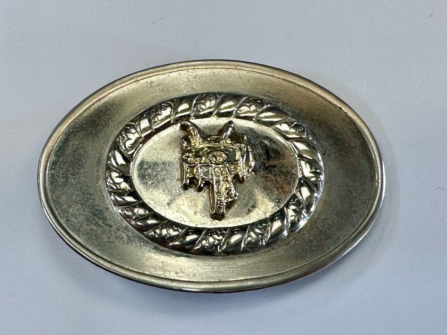 unique horse saddle Vintage oval multi ring belt buckle