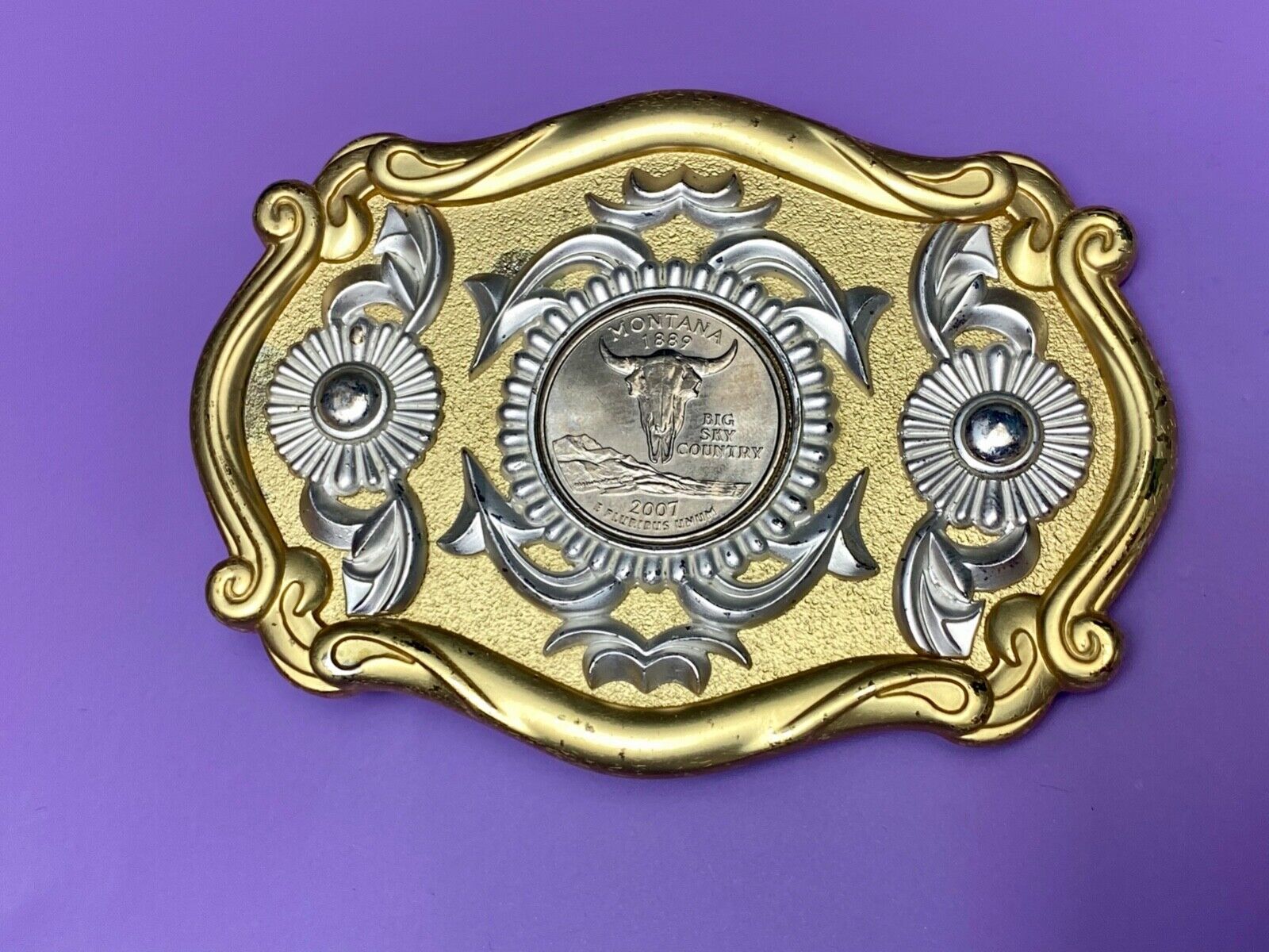 2007 Montana Big Sky Country Coin centerpiece in ornate two-tone belt buckle