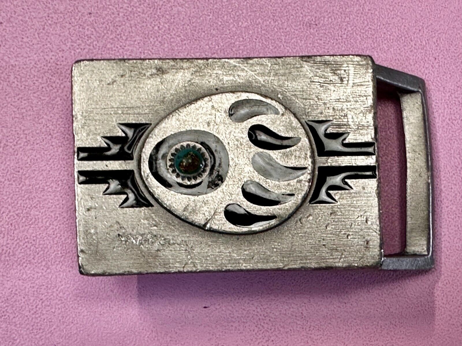 Bear Paw Native American Indian Vtg 1998 Southwestern Small Siskiyou Belt Buckle
