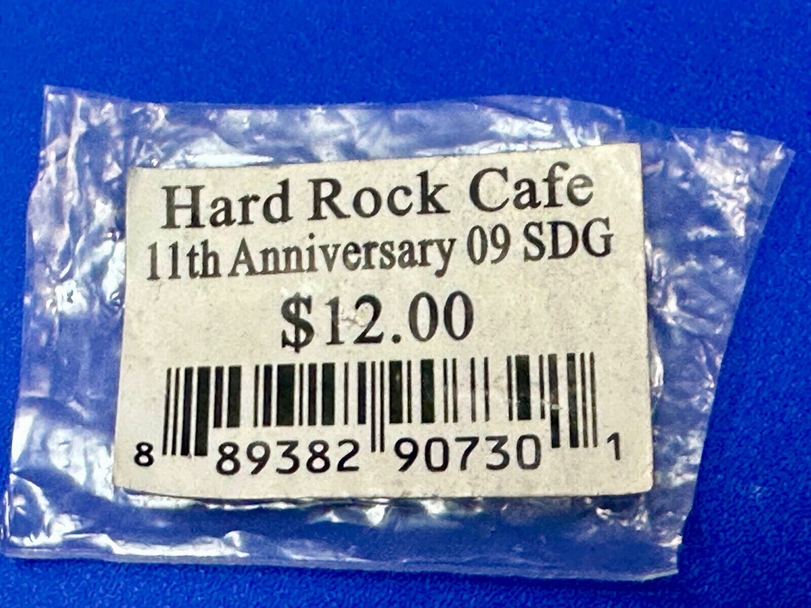 2009 Hard Rock Cafe Collectors San Diego California Stamp Style pin