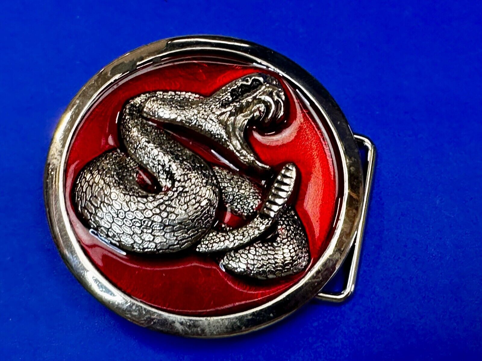 Attacking Snake with Fangs Red Enameled Round Belt Buckle Classico Italia #A246