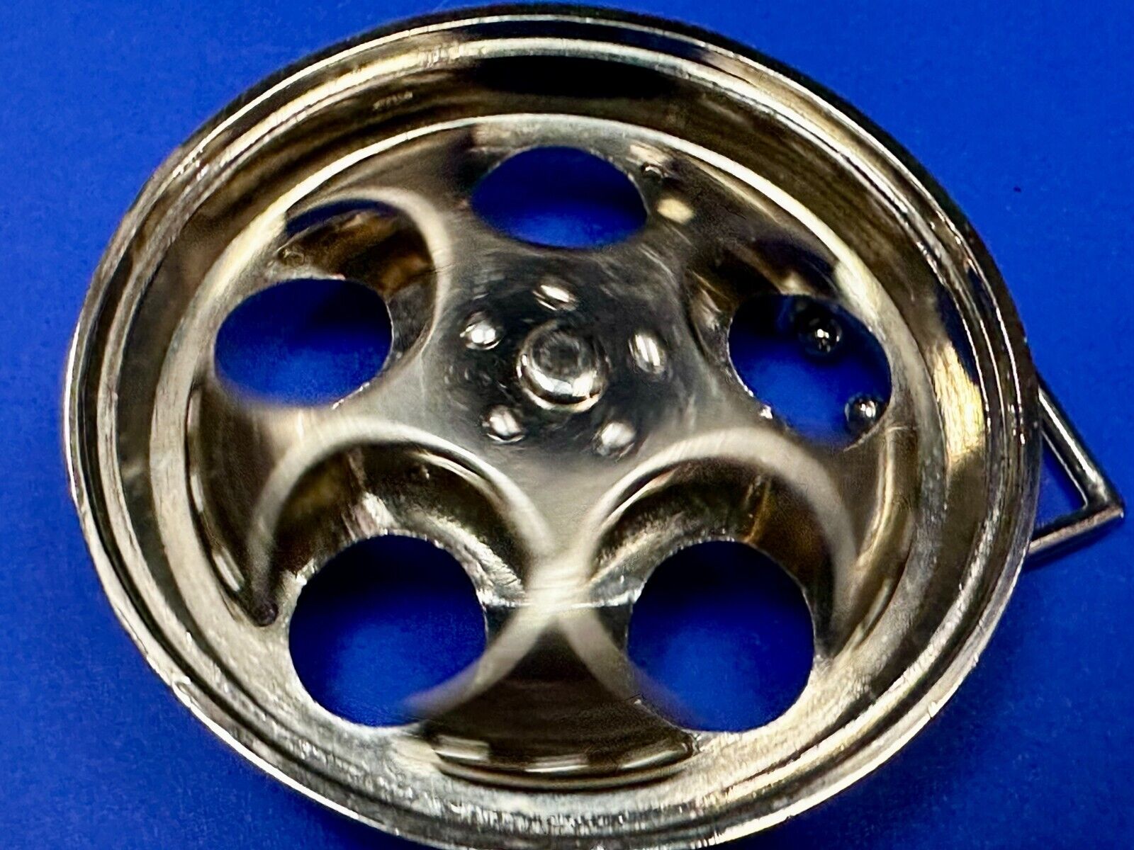 Unique Spinner Car Truck Wheel Rim See Through Silver Tone Round Belt Buckle