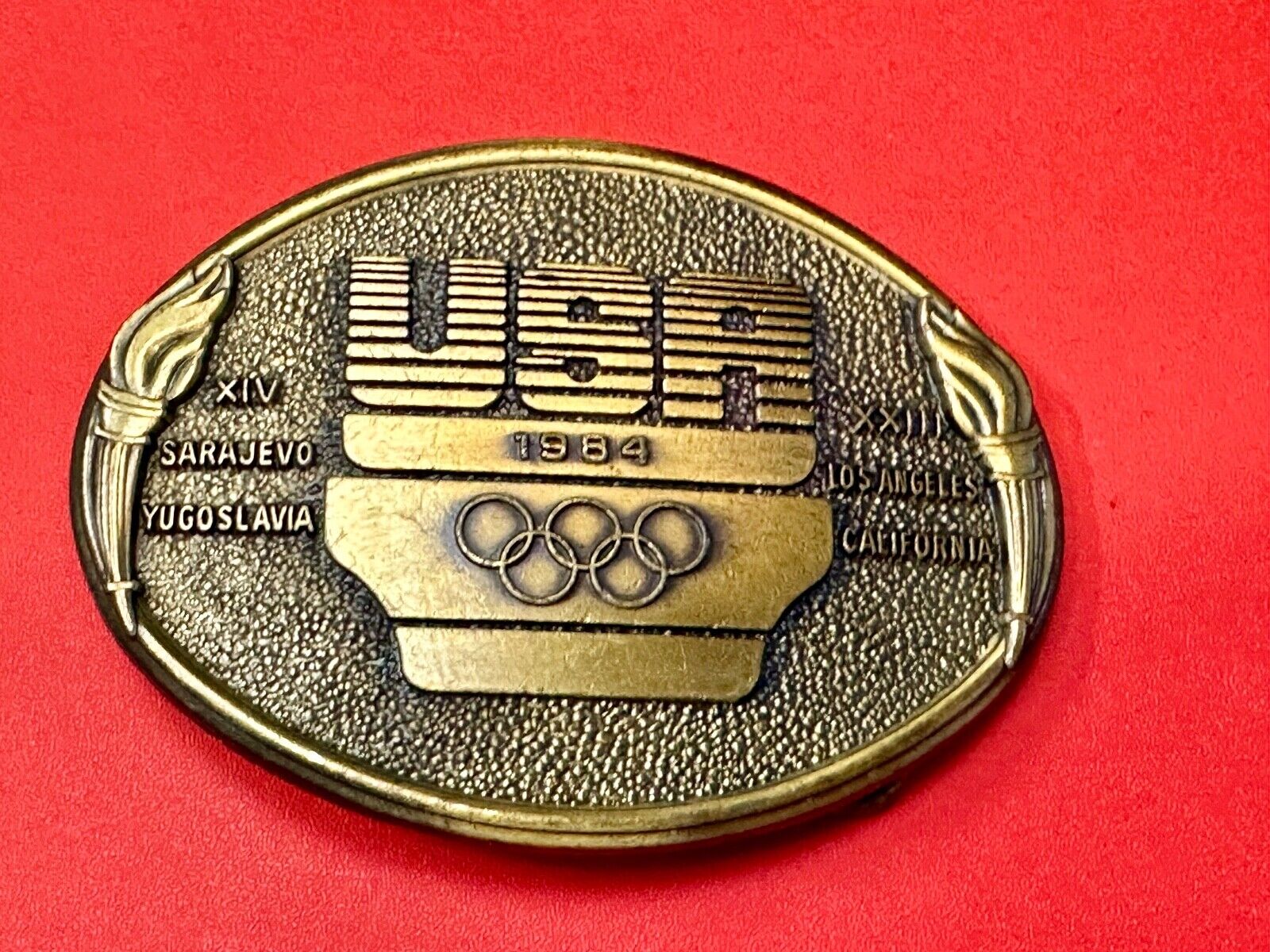 Vintage Los Angeles 1984 US USA Olympics Team belt buckle