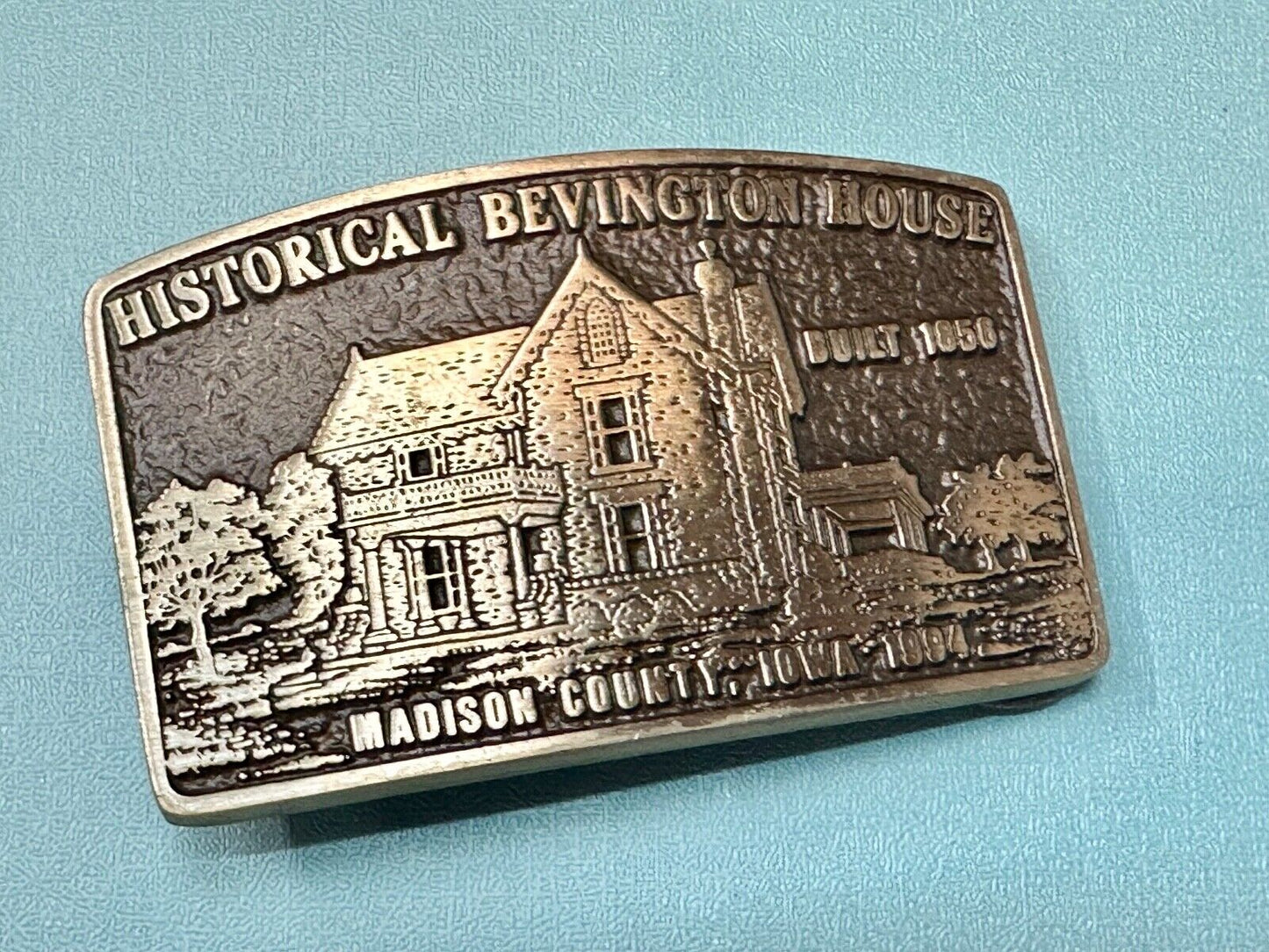Vintage Historical Bevington House Madison County Iowa commemorative belt buckle