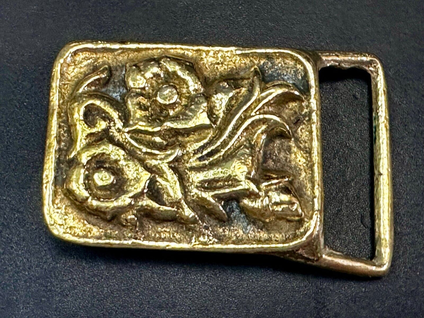 Abstract Flower Swirl Floral Theme Solid Brass Hippy Vibe Belt Buckle