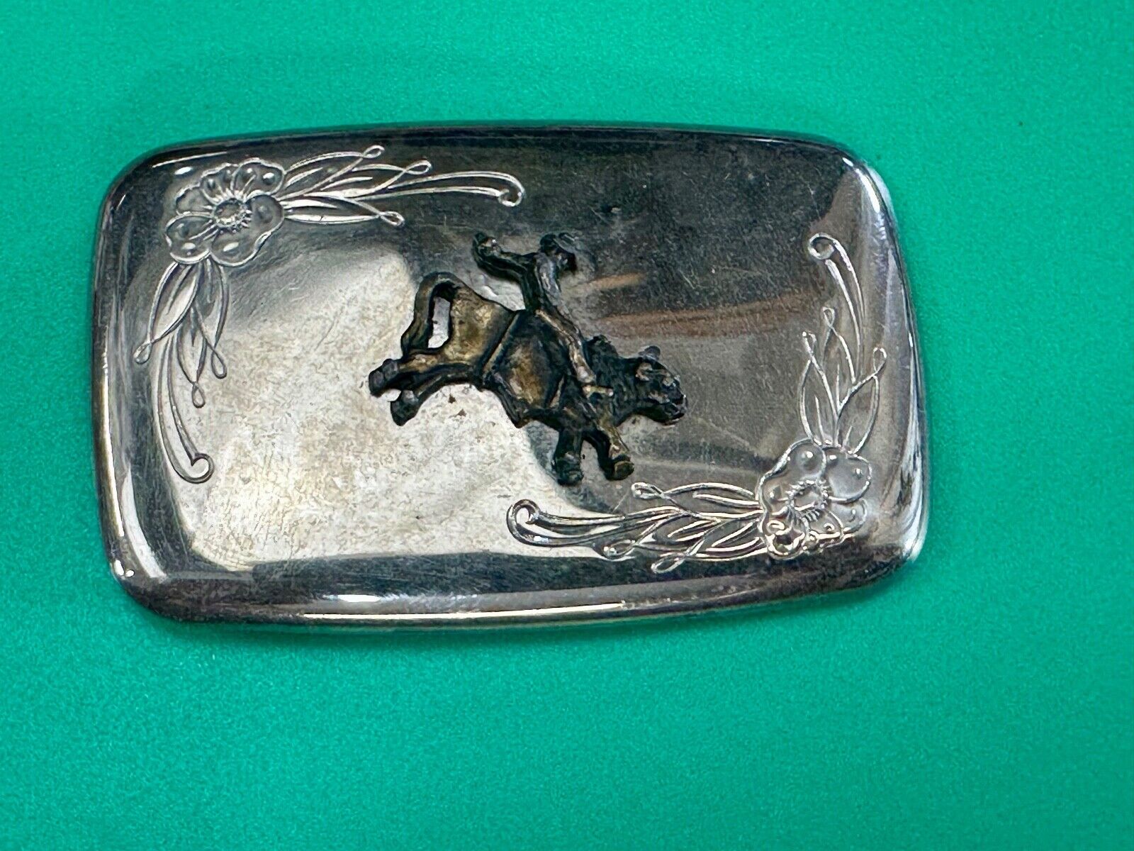 USA made Cowboy Saddle Bronc Western two tone belt buckle