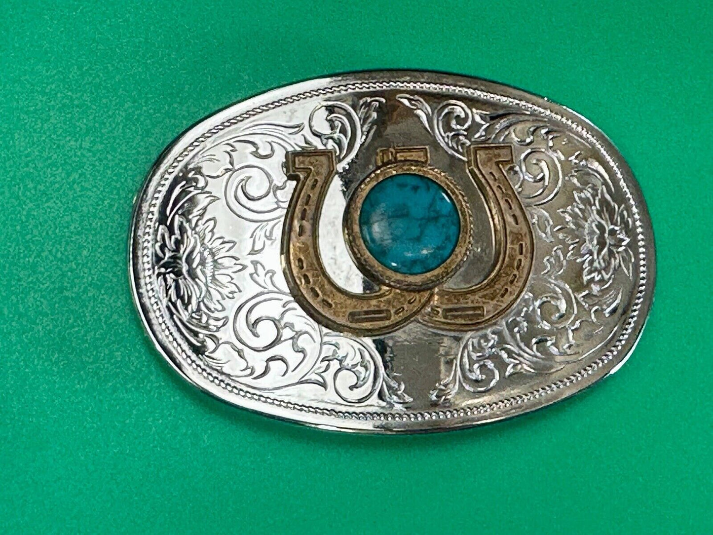 Turquoise centerpiece in  lucky horseshoe - two tone reflective belt buckle
