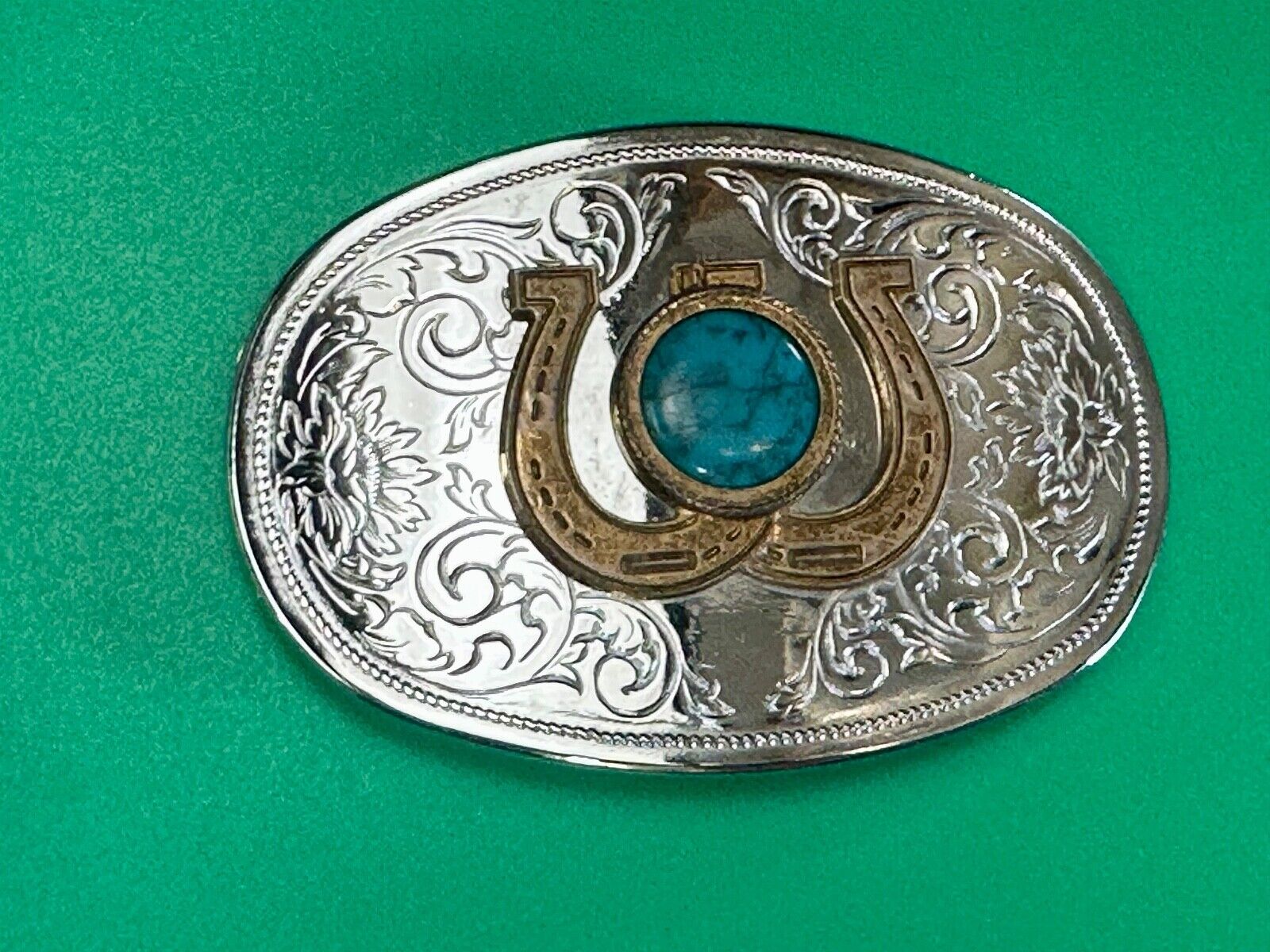 Turquoise centerpiece in  lucky horseshoe - two tone reflective belt buckle