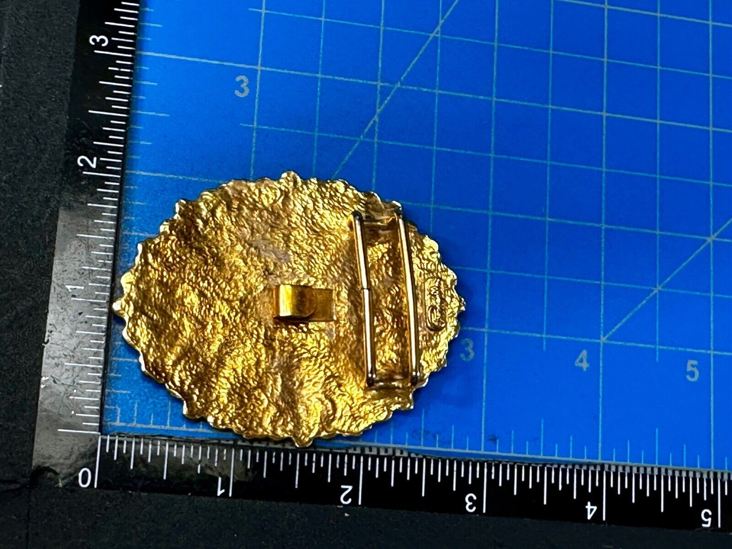 Vintage Leaf Theme Large Gold Tone VTG Belt Buckle by Pappagallo