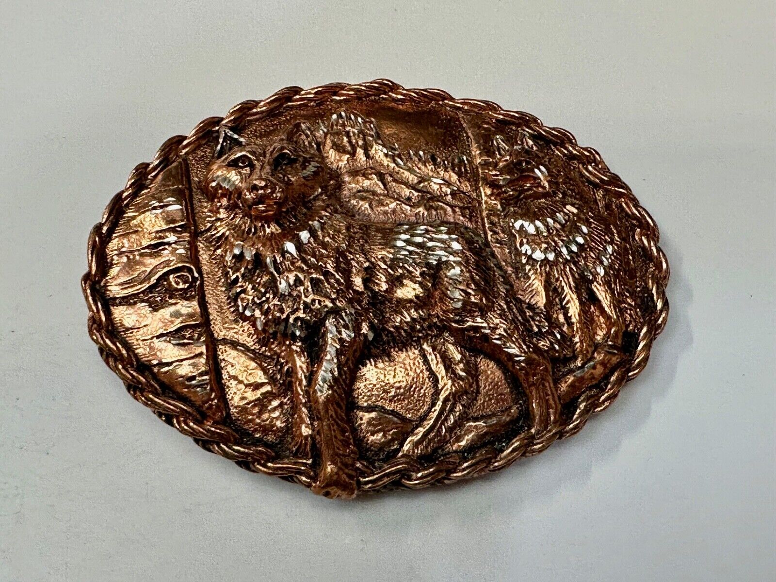 The Great Wolf - Wolves Pack Two Brown color oval western EGE Belt Buckle