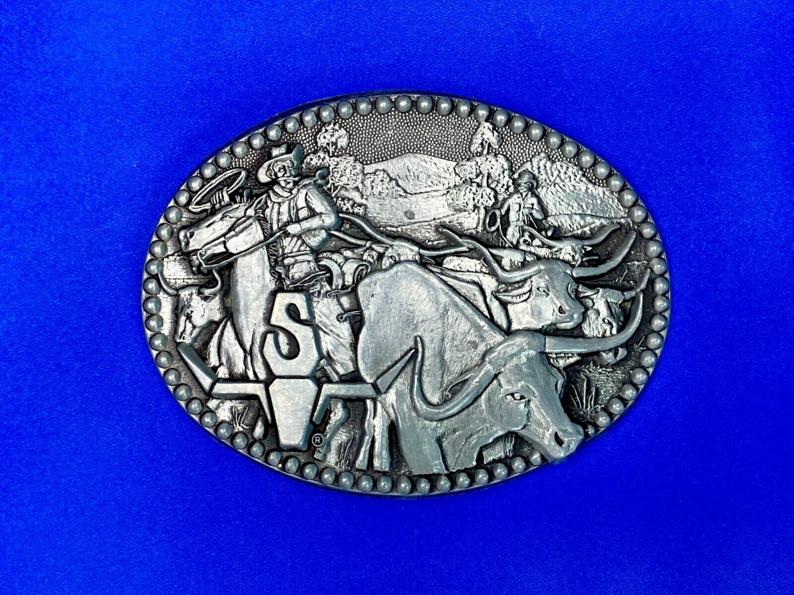 Adm Zee Series Belt Buckle Western Cowboy Roping Longhorn Rodeo Cattle 