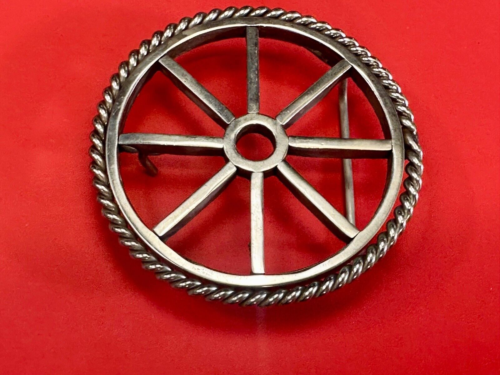 Unique Wagon Wheel Pattern Open Cut-Out Silver Tone 3" Artisan Belt Buckle