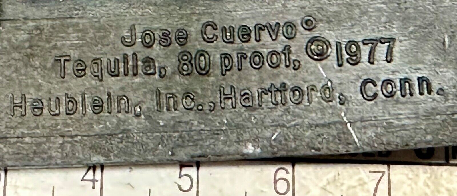 80 Proof!  JOSE CUERVO TEQUILA VINTAGE 1977 BELT BUCKLE HARTFORD CT ORIGINAL