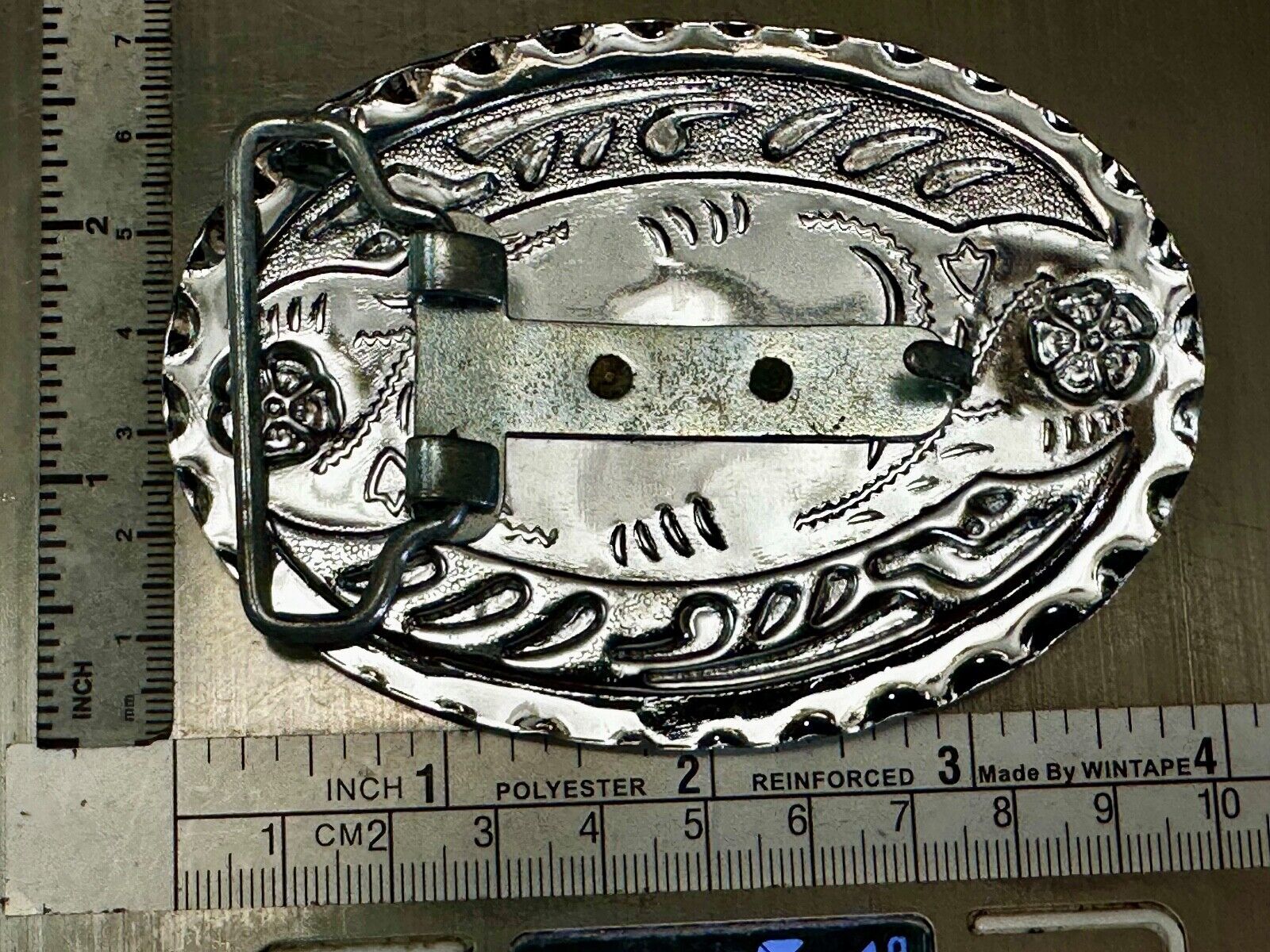 Two Gun Revolver Pistol Western Silver Tone Oval Vintage Cowboys Belt Buckle