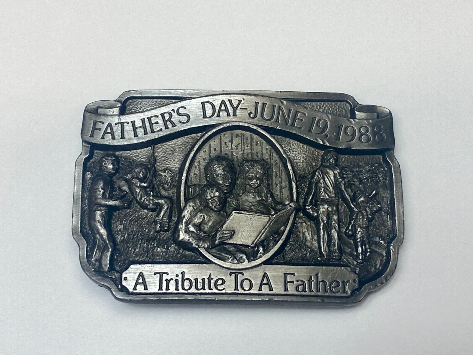 A tribute to a Father - Fathers Day -  June 19th 1988 commemorative belt buckle